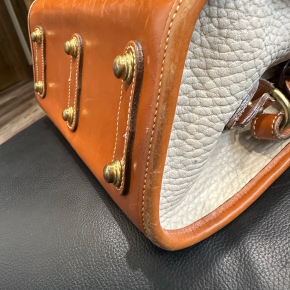 Authentic and Vintage Dooney & Bourke satchel handbag - Picture 6 of 8